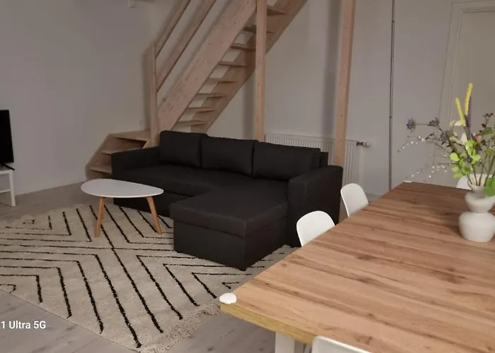 A Charming In The Heart Of Apartment